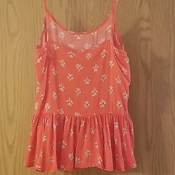 Flowey Crop Top - Picture 3 of 6